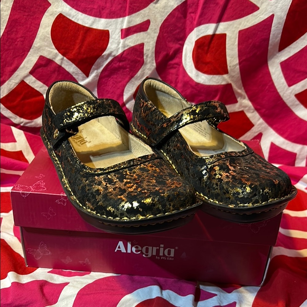 Alegria Belle Glammo black and gold mary janes size 39 size 9